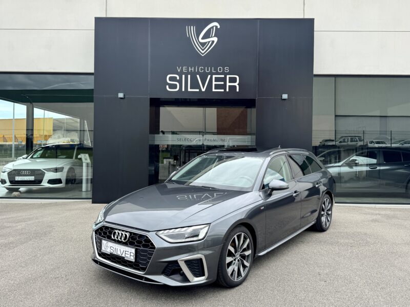 AUDI A4 AVANT 35 TDI S-LINE techo / led / Piel