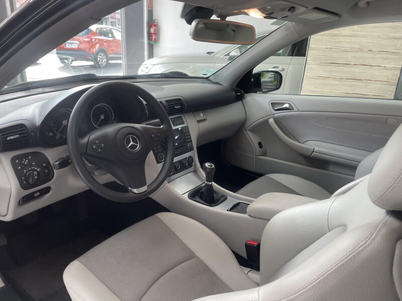 MERCEDES-BENZ Classe CLC Coupe C180 Kompressor 1.8