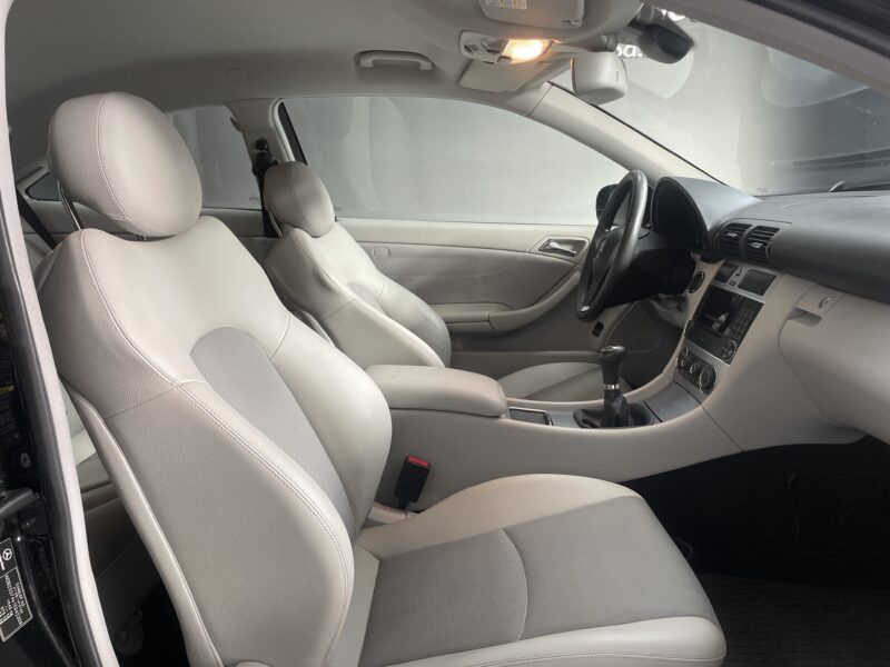 MERCEDES-BENZ Classe CLC Coupe C180 Kompressor 1.8