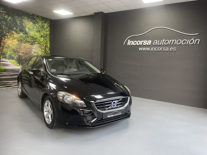 VOLVO V40 1.6 D2 Kinetic 115 cv