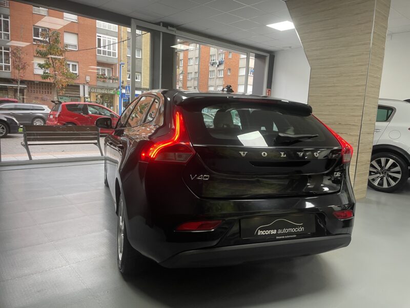 VOLVO V40 1.6 D2 Kinetic 115 cv