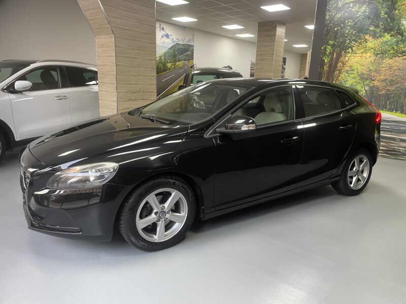 VOLVO V40 1.6 D2 Kinetic 115 cv