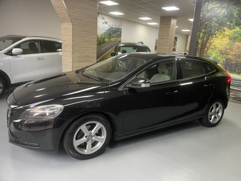 VOLVO V40 1.6 D2 Kinetic 115 cv