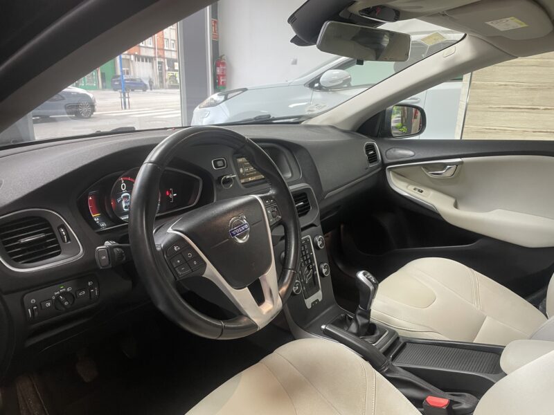 VOLVO V40 1.6 D2 Kinetic 115 cv