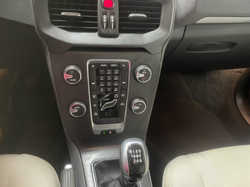 VOLVO V40 1.6 D2 Kinetic 115 cv