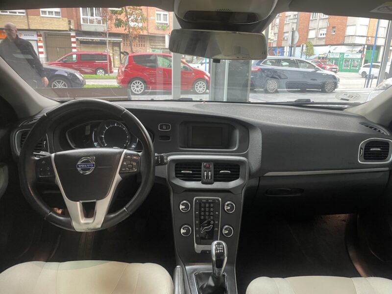 VOLVO V40 1.6 D2 Kinetic 115 cv