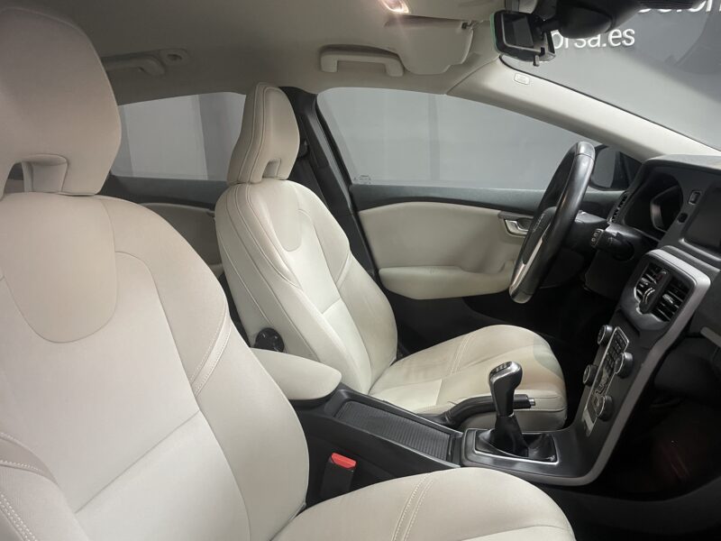 VOLVO V40 1.6 D2 Kinetic 115 cv