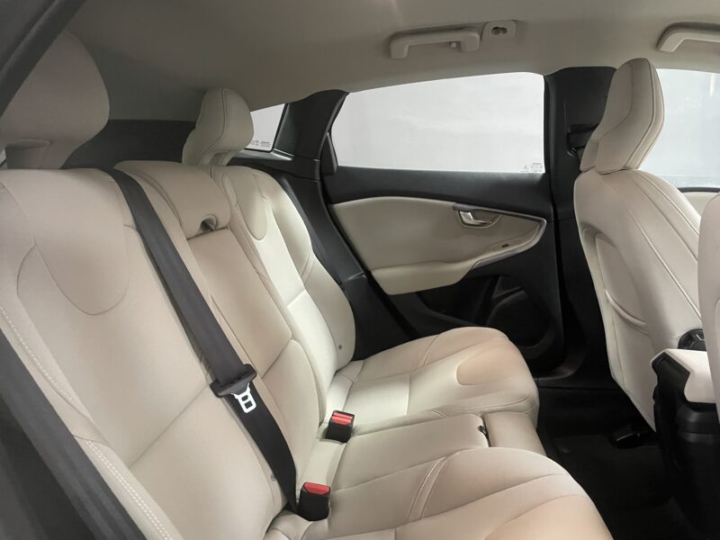 VOLVO V40 1.6 D2 Kinetic 115 cv