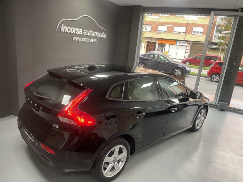 VOLVO V40 1.6 D2 Kinetic 115 cv