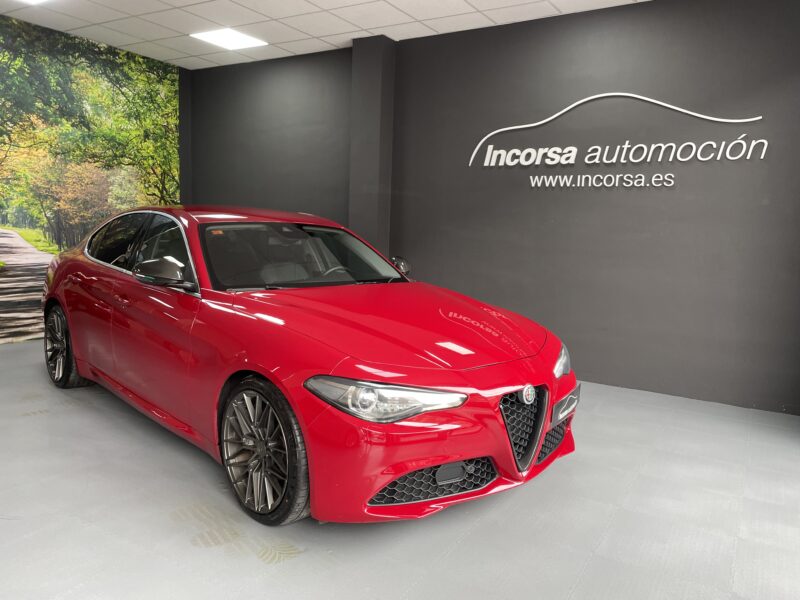 Alfa Romeo Giulia 2.2 JTDM 180 CV