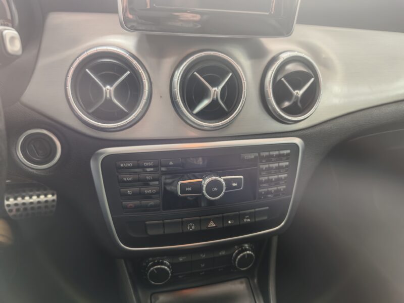 MERCEDES-BENZ Clase CLA 200 CDI AMG Line 135CV