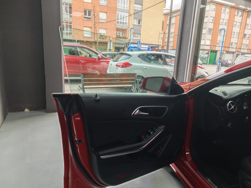 MERCEDES-BENZ Clase CLA 200 CDI AMG Line 135CV