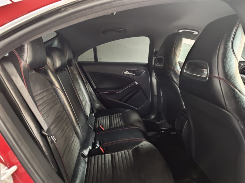 MERCEDES-BENZ Clase CLA 200 CDI AMG Line 135CV