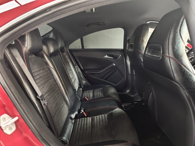 MERCEDES-BENZ Clase CLA 200 CDI AMG Line 135CV