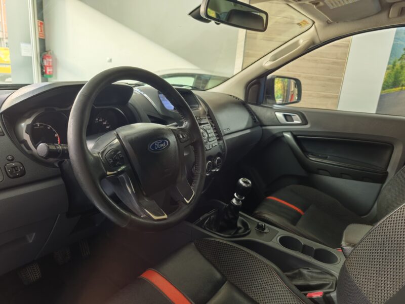 FORD Ranger 3.2 TDCi 200cv 4×4 Dob Cabina Wildtrac