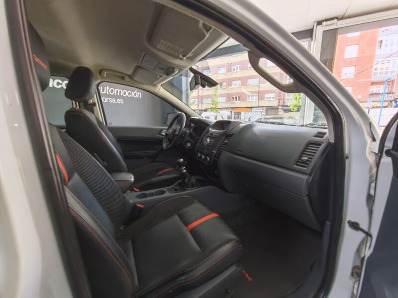 FORD Ranger 3.2 TDCi 200cv 4×4 Dob Cabina Wildtrac