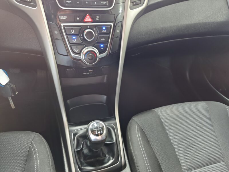 Hyundai i30 1.4 CRDI Klass 90CV