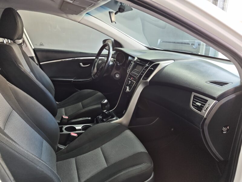 Hyundai i30 1.4 CRDI Klass 90CV
