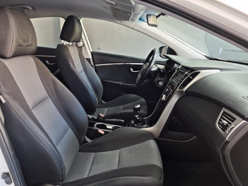 Hyundai i30 1.4 CRDI Klass 90CV