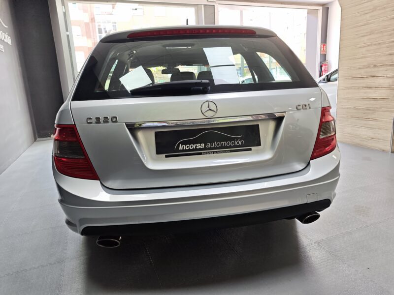 MERCEDES-BENZ Classe C 320 3.0 CDI V6 7G-TRONIC 22