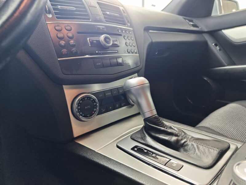 MERCEDES-BENZ Classe C 320 3.0 CDI V6 7G-TRONIC 22