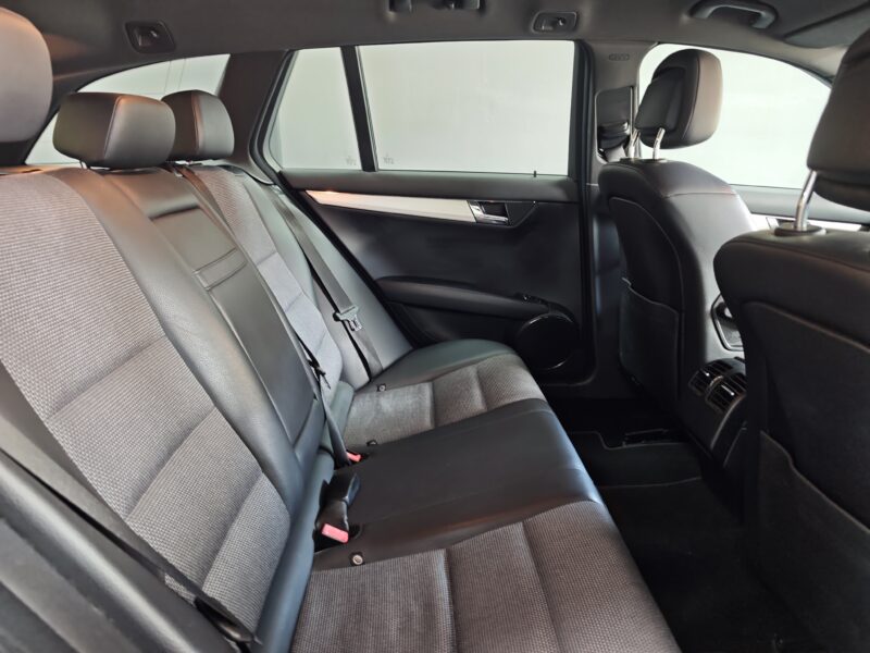 MERCEDES-BENZ Classe C 320 3.0 CDI V6 7G-TRONIC 22