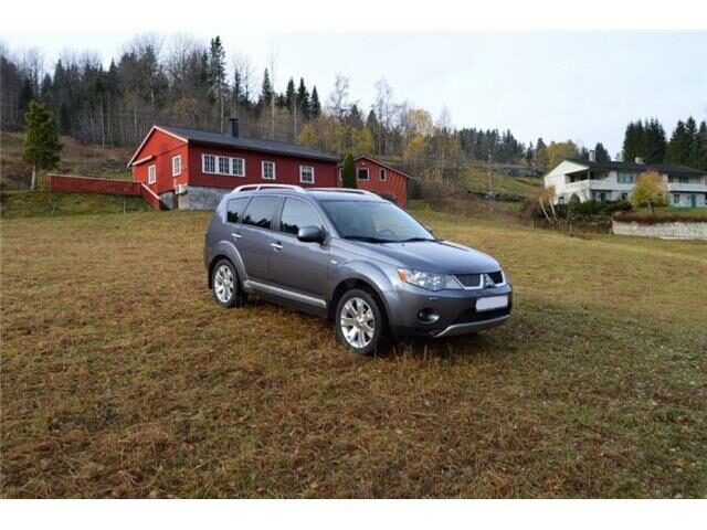 Mitsubishi Outlander 2.0 DI-D 4WD Instyle
