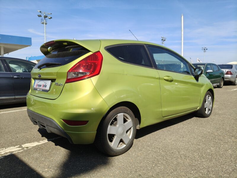 FORD Fiesta 1.6 TDCi Ghia