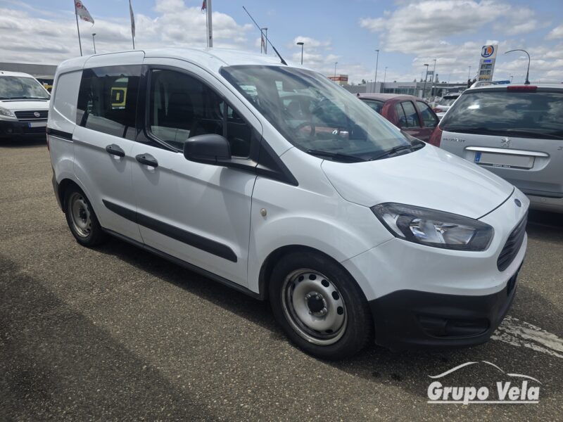FORD TRANSIT COURIER