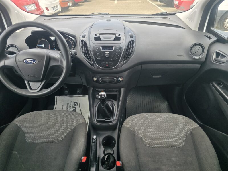 FORD TRANSIT COURIER